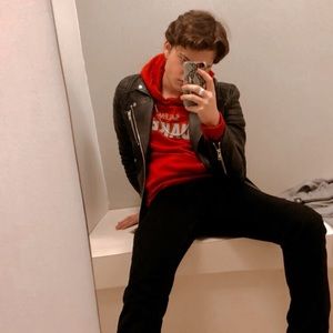 Meet your Posher, Seth